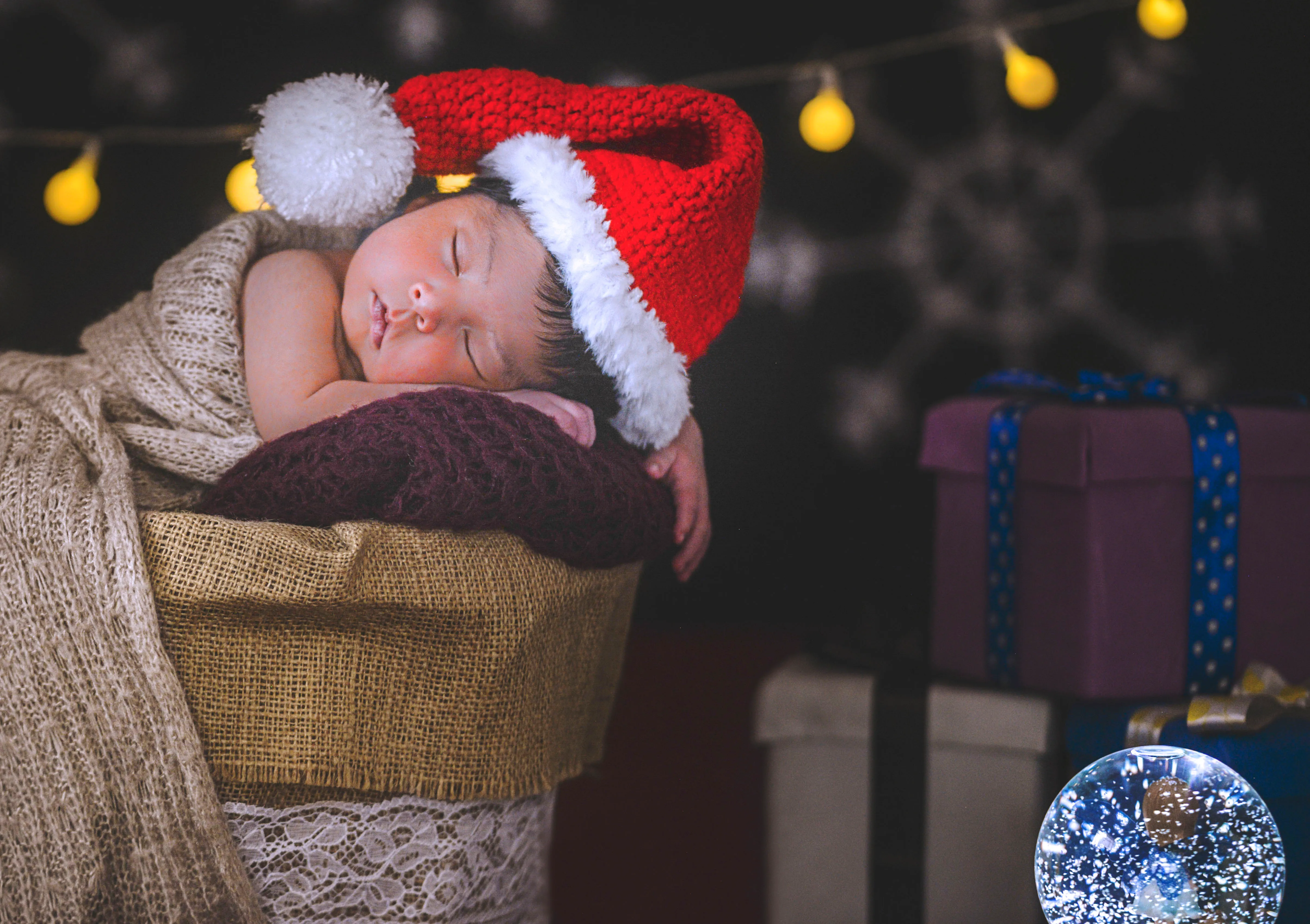 Escena de infancia en luz natural con encuadre horizontal.