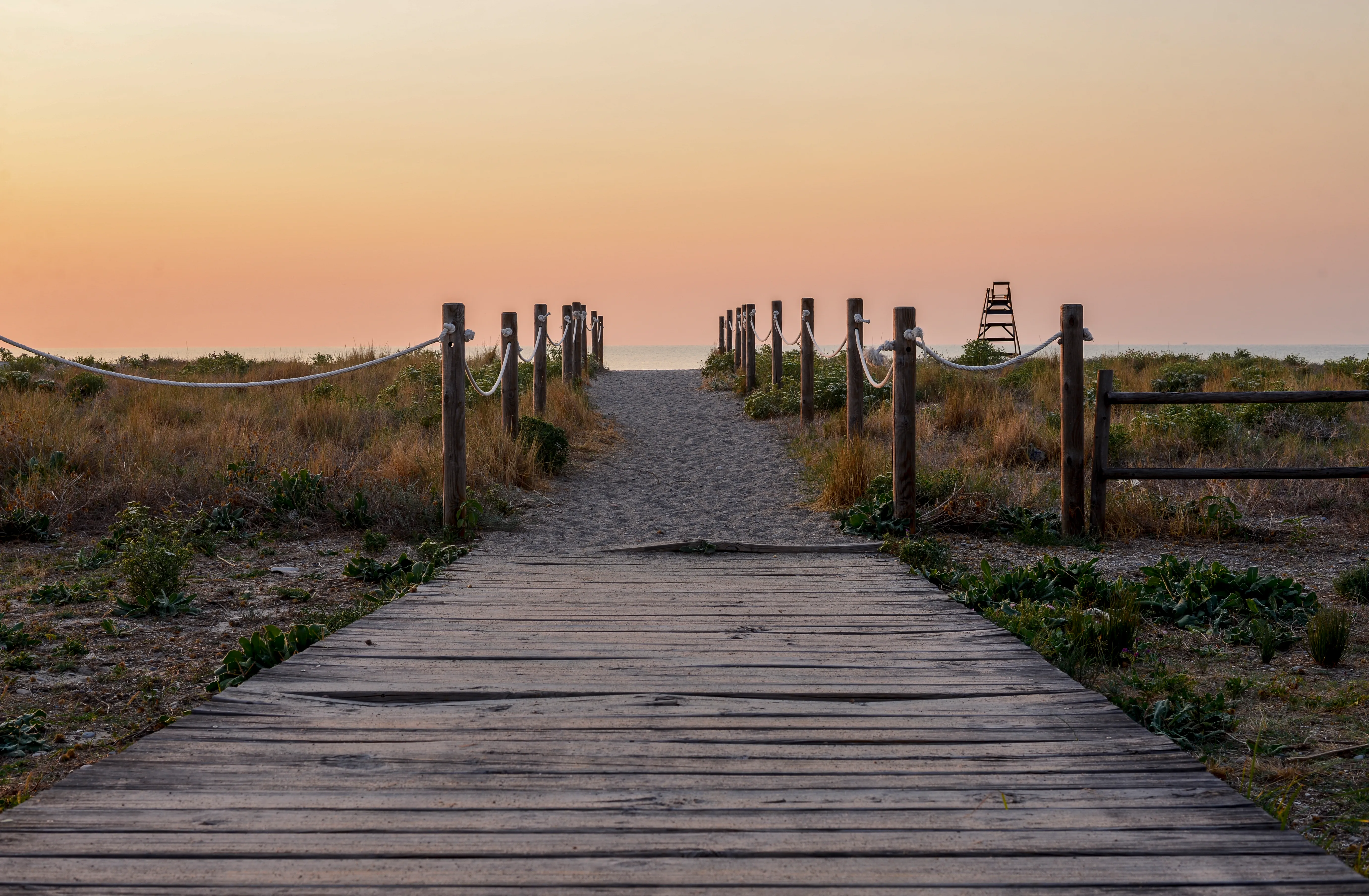 Paisaje de mar con escala amplia, textura y profundidad.